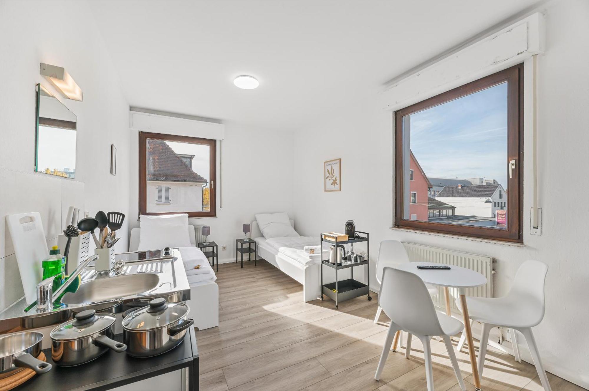 Home2Stay Apartmenthaus Heilbronn City Kitchen Parking Highspeed Wifi Washroom Экстерьер фото