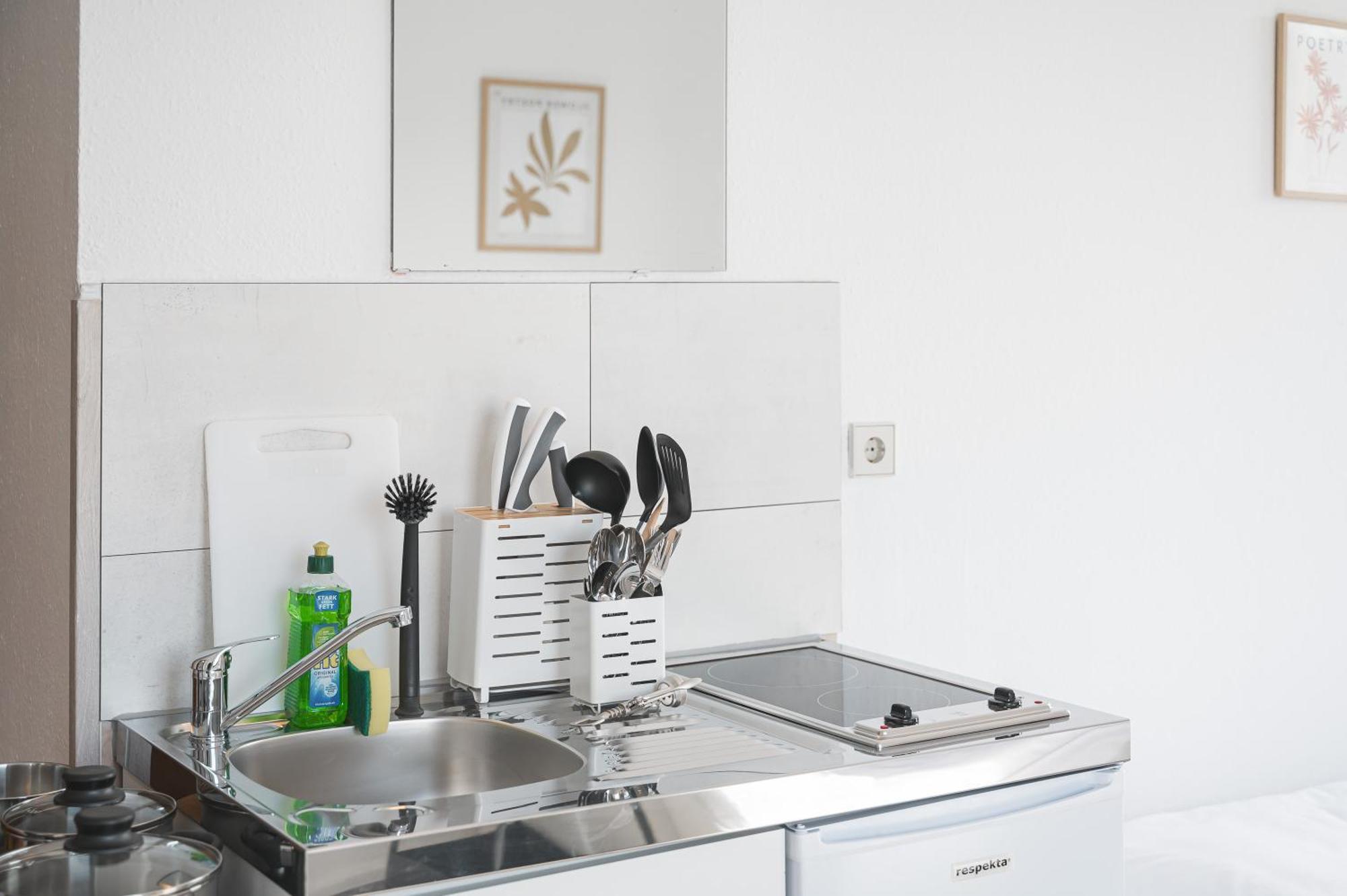 Home2Stay Apartmenthaus Heilbronn City Kitchen Parking Highspeed Wifi Washroom Экстерьер фото