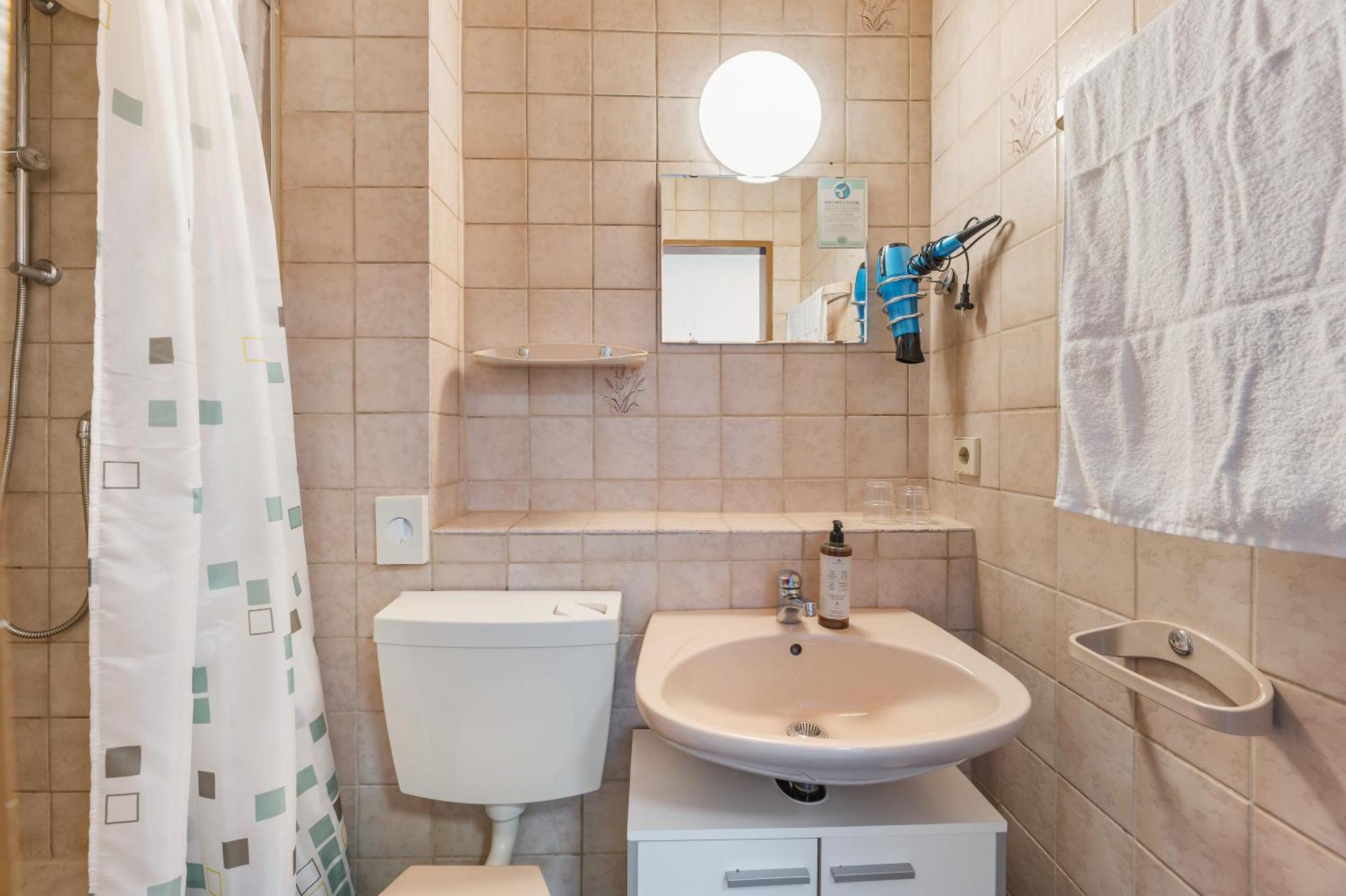 Home2Stay Apartmenthaus Heilbronn City Kitchen Parking Highspeed Wifi Washroom Экстерьер фото